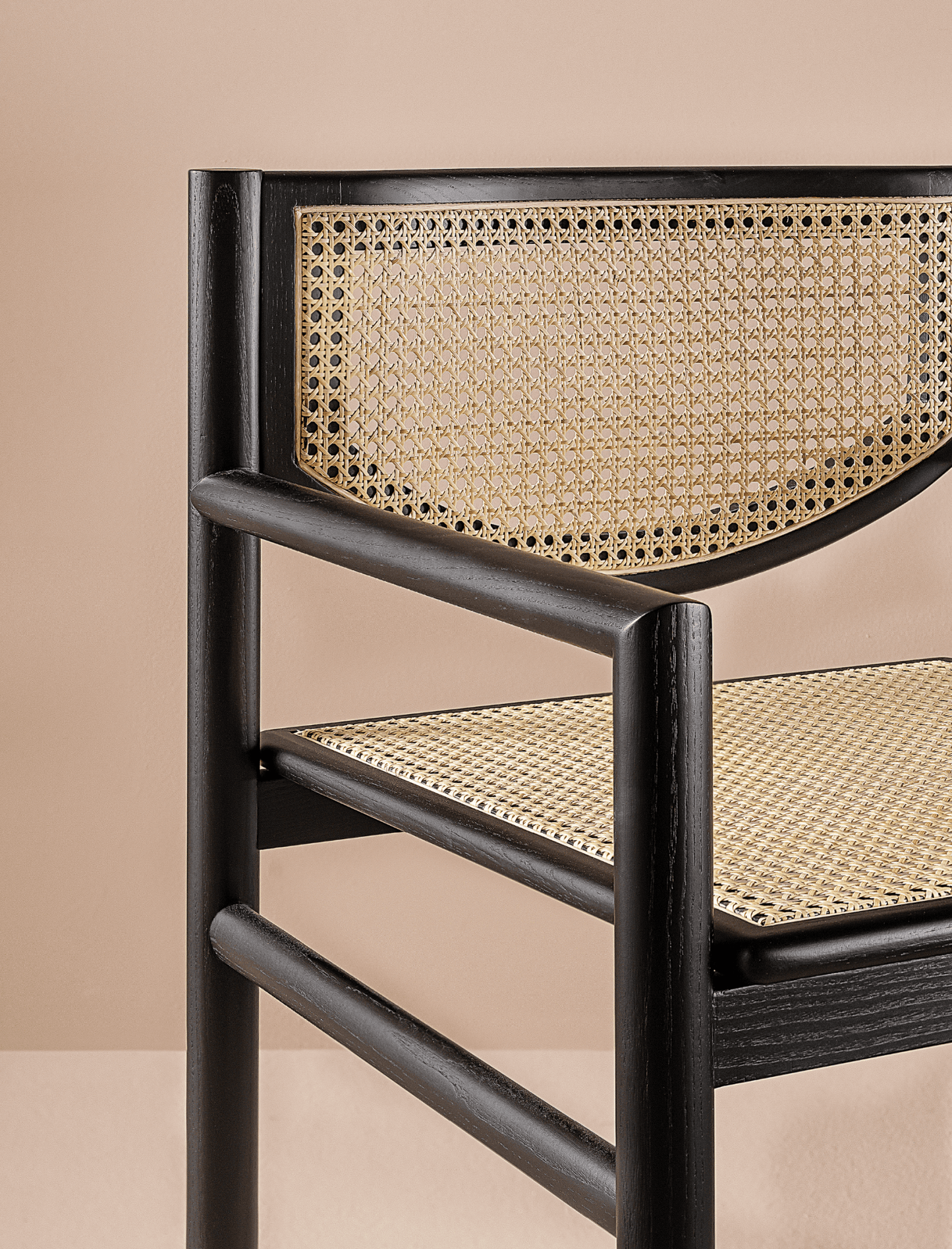 KLARA Chair by CASAMILANO - Modern Furniture for Exceptional Comfort - LoNiu Home