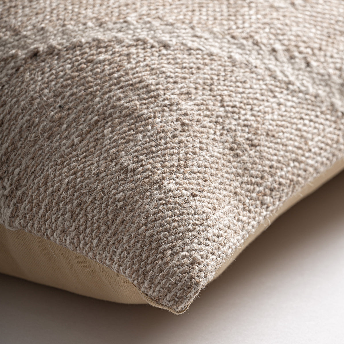 Rahul cushion by VICAL – brown jute detail view 3