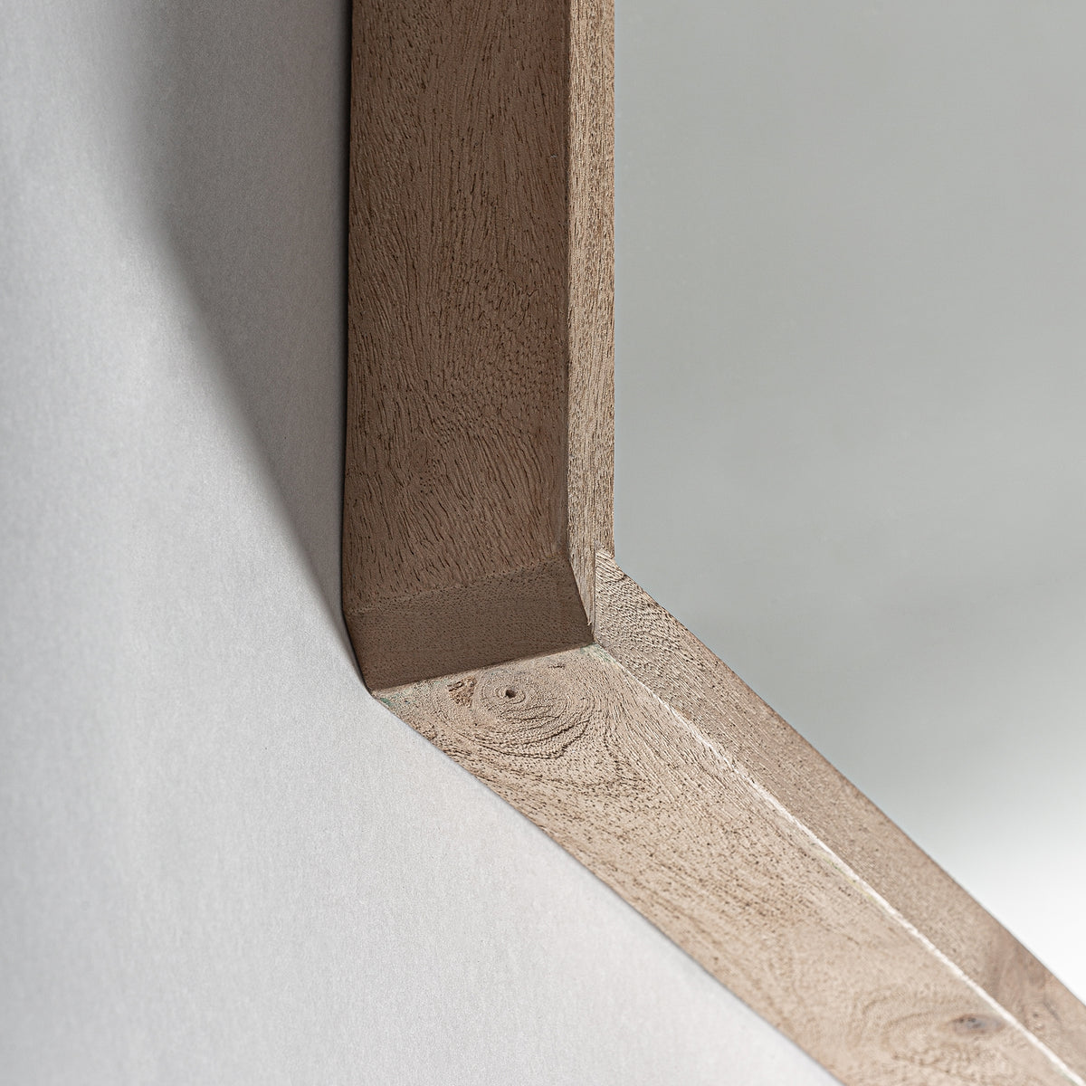 Jacquard Mango Wood Mirror by VICAL – detail view 2