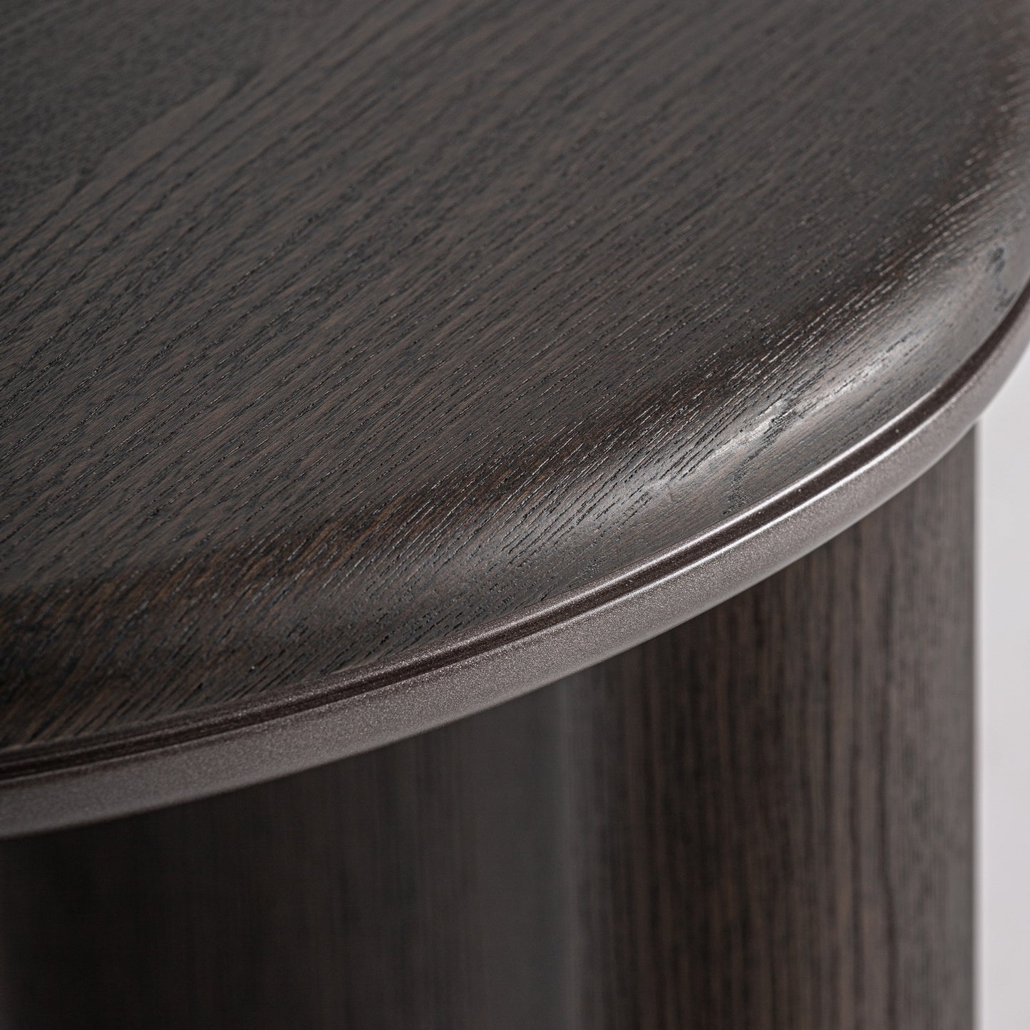 Pravia Side Table